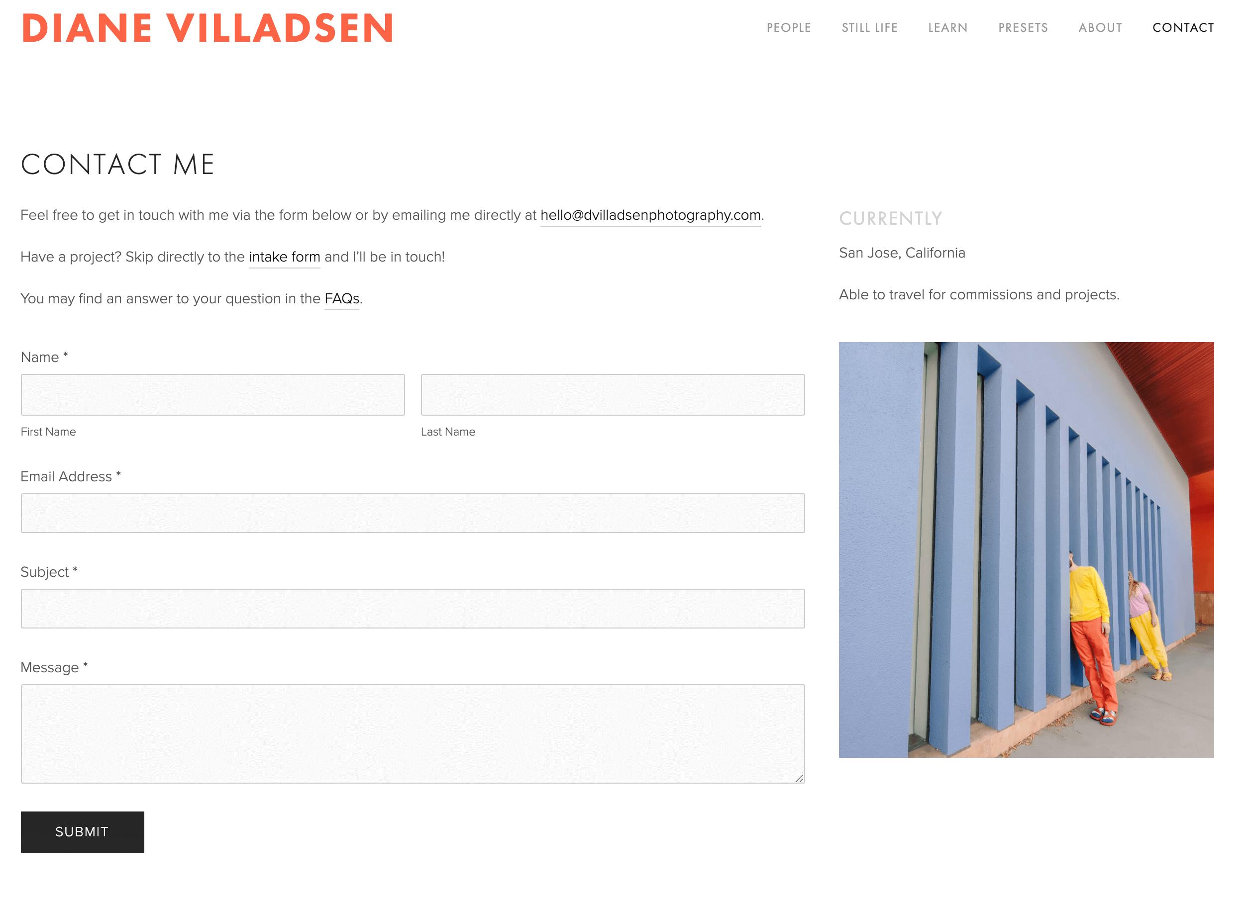 Photographer Diane Villadsen's contat page, featuring a contact form and photo of two models in bright colored outfits hiding their heads behind columns